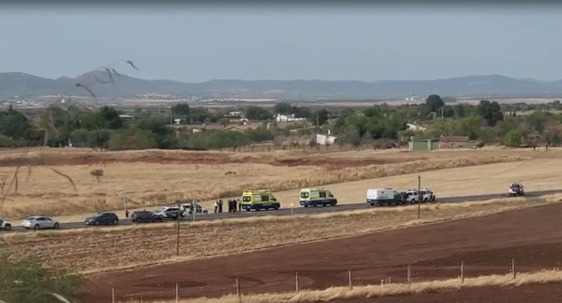 V Deo Varios Fallecidos En Un Tiroteo En Plena Carretera De Ciudad