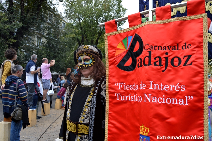 Imágenes que el Carnaval de Badajoz dejó este fin de semana en Sevilla