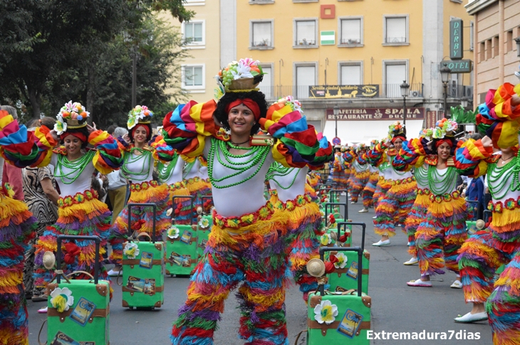 Imágenes que el Carnaval de Badajoz dejó este fin de semana en Sevilla