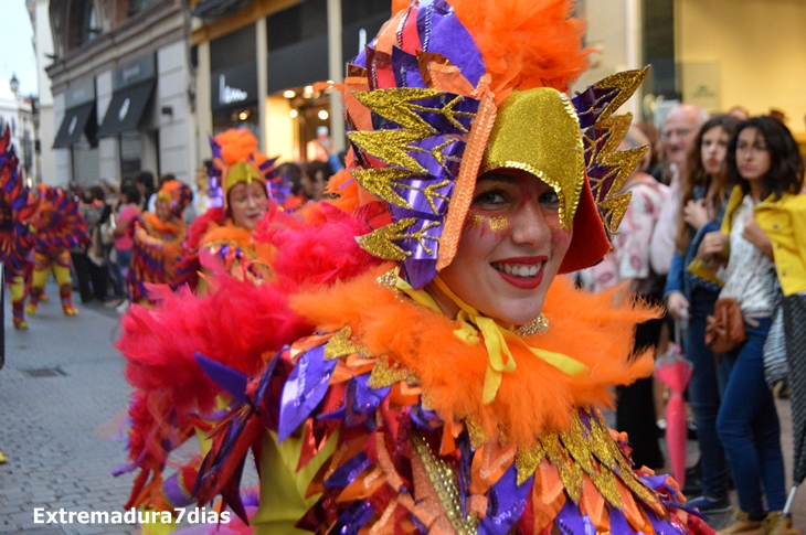 Imágenes que el Carnaval de Badajoz dejó este fin de semana en Sevilla