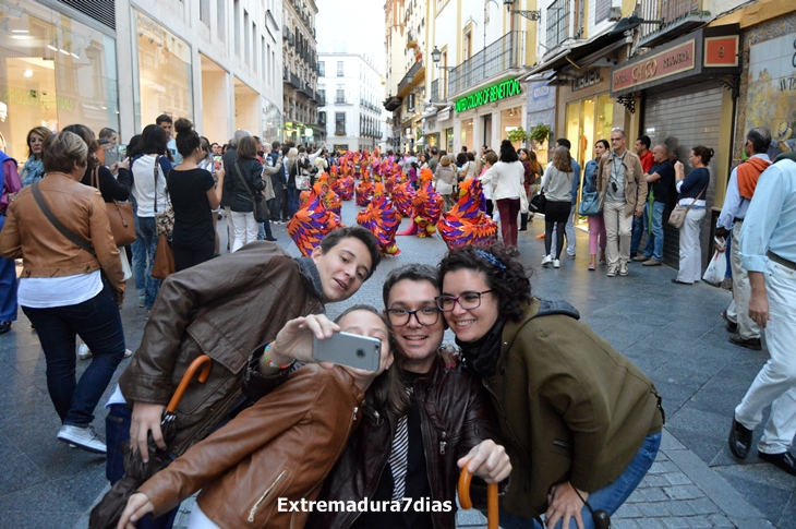 Imágenes que el Carnaval de Badajoz dejó este fin de semana en Sevilla