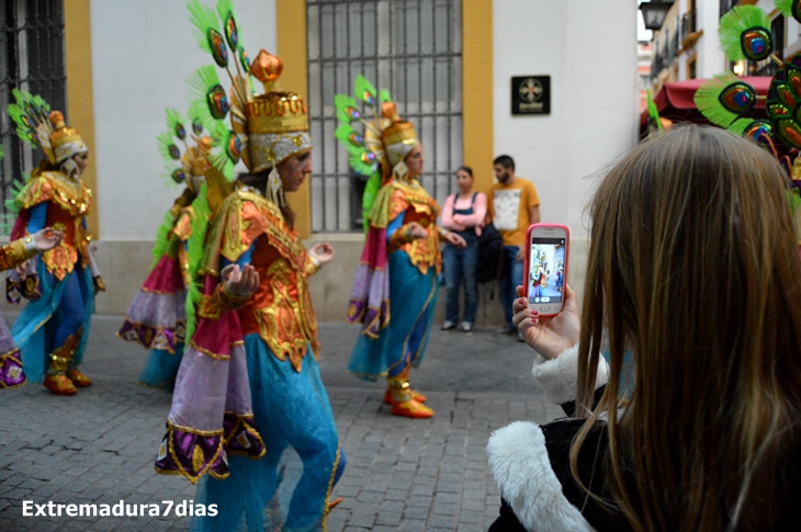 Imágenes que el Carnaval de Badajoz dejó este fin de semana en Sevilla