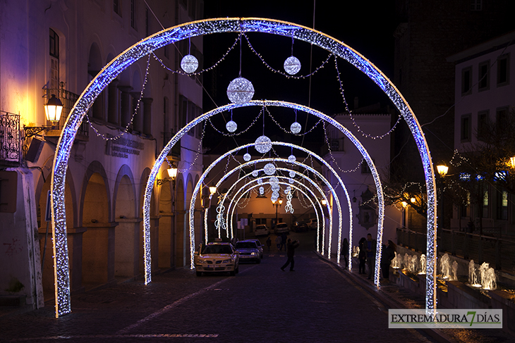 El alumbrado navideño de Elvas, una visita obligatoria