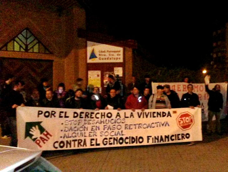 Comienza el &#39;encierro dignidad&#39; en la iglesia de la Guadalupe de Cáceres