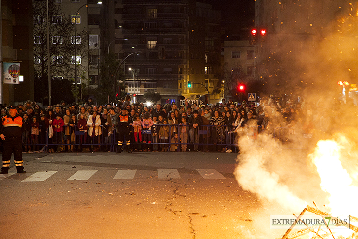 Imágenes de Las Candelas de Santa Marina en Badajoz