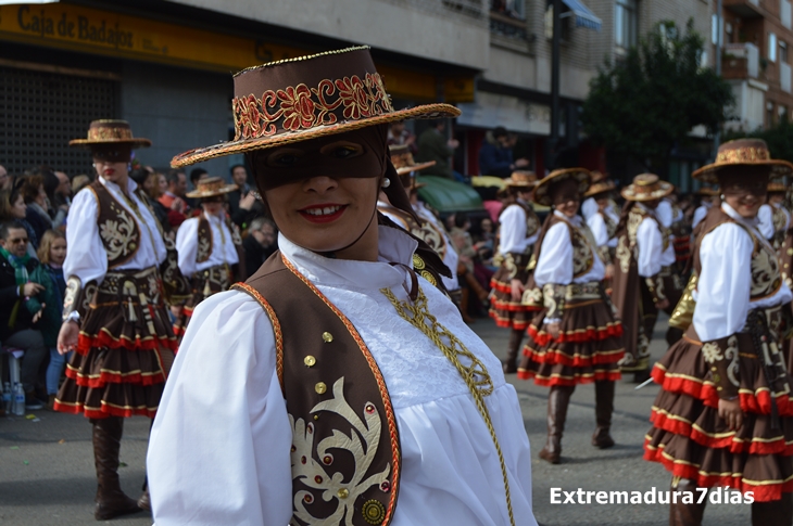 Primeros planos que nos deja el Desfile 2016