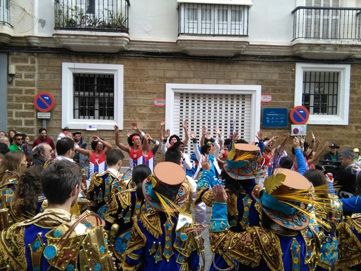 El Carnaval de Badajoz deslumbra en Cádiz y Córdoba este fin de semana