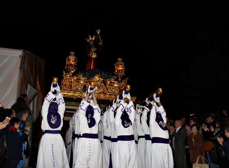 El Cristo de las Tres Caídas y el Cristo de los Remedios recorren las calles de Mérida