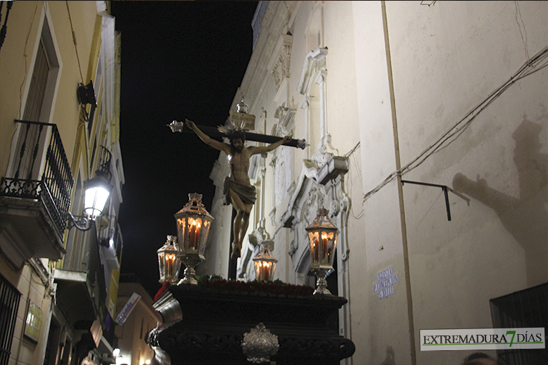 Imágenes de la Madrugada del Jueves Santo en Badajoz (GALERÍA 2)