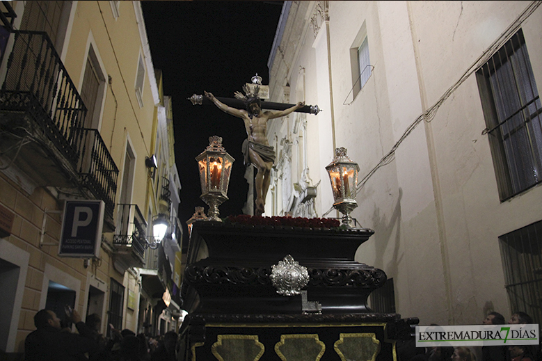 Imágenes de la Madrugada del Jueves Santo en Badajoz (GALERÍA 2)