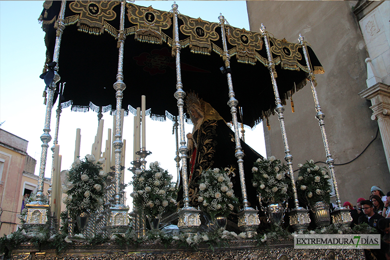 Imágenes del Viernes Santo en Badajoz