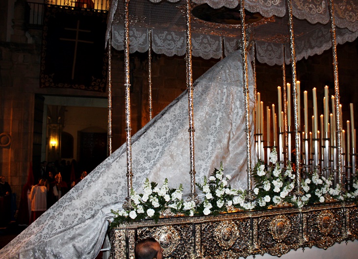 Imágenes de la procesión del Lunes Santo en Mérida