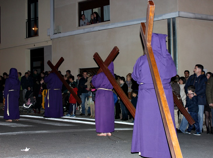 Gran acogida de la procesión ‘El Calvario’