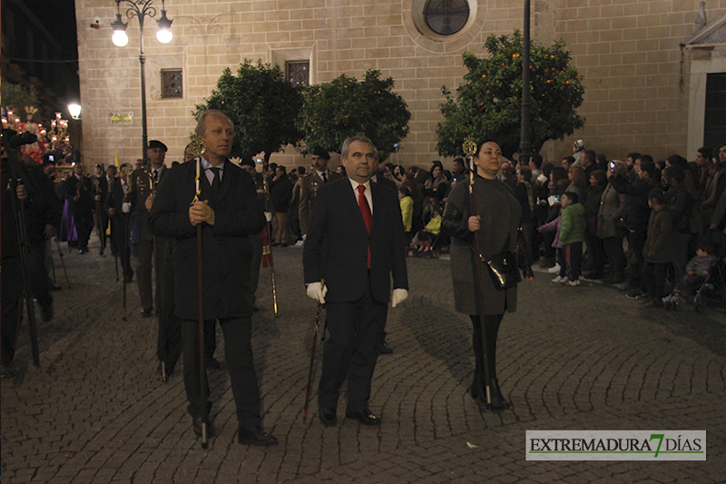 La Procesión de la Concepción recorre el centro de Badajoz