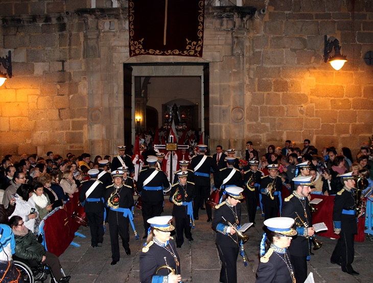 Imágenes de la procesión del Lunes Santo en Mérida