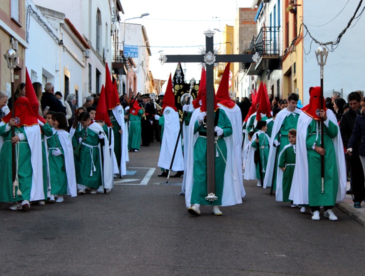 ‘Las Lágrimas’ completa su desfile procesional