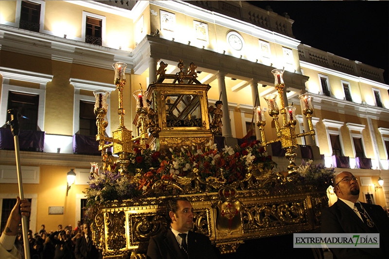 Imágenes del Viernes Santo en Badajoz