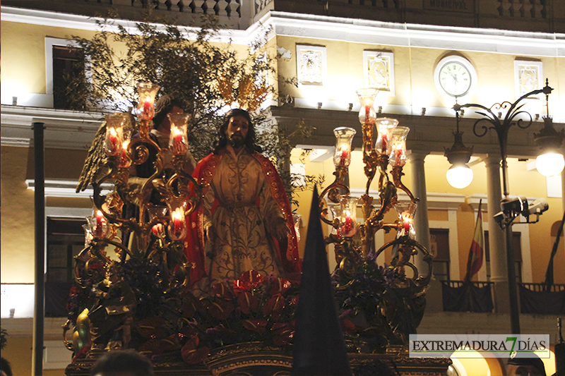 La Procesión de la Concepción recorre el centro de Badajoz