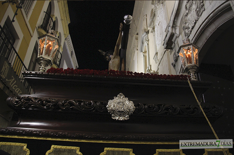 Imágenes de la Madrugada del Jueves Santo en Badajoz (GALERÍA 2)