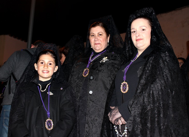 Gran acogida de la procesión ‘El Calvario’