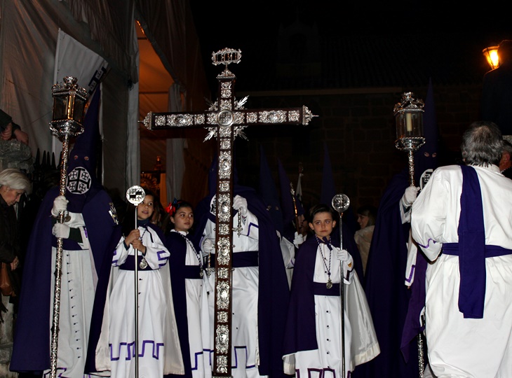 El Cristo de las Tres Caídas y el Cristo de los Remedios recorren las calles de Mérida