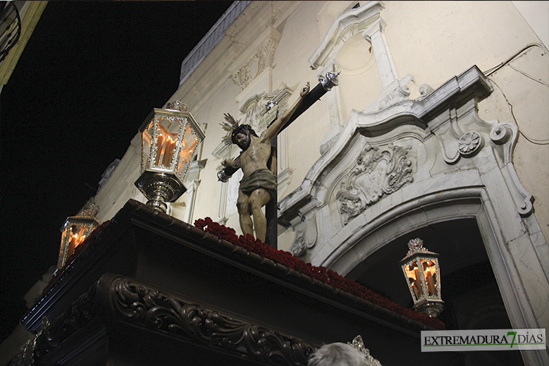 Imágenes de la Madrugada del Jueves Santo en Badajoz (GALERÍA 2)