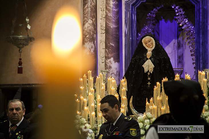 Imágenes del Viernes Santo en Badajoz