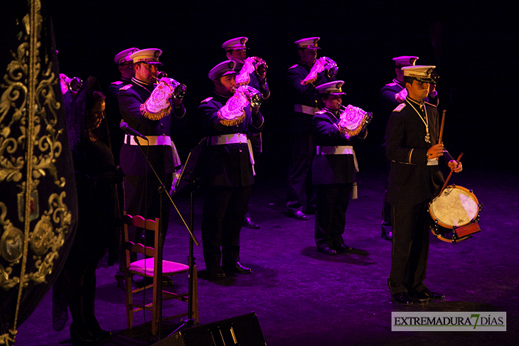 Imágenes del Festival Cofrade solidario celebrado en el López