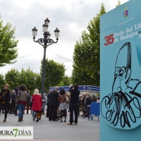 Imágenes de la inauguración de la  XXXV Feria del Libro de Badajoz