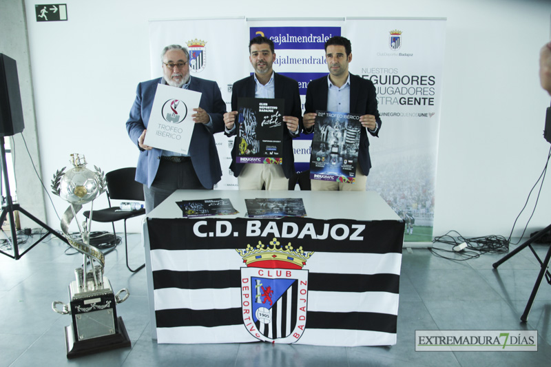 El Club Deportivo Badajoz presenta su campaña de abonos