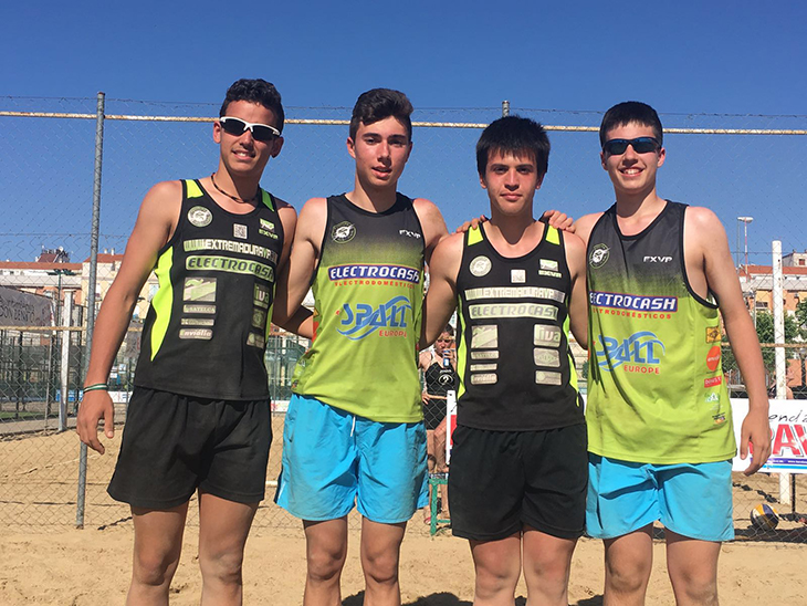 El AD Cáceres gana el Campeonato extremeño de Voley Playa cadete