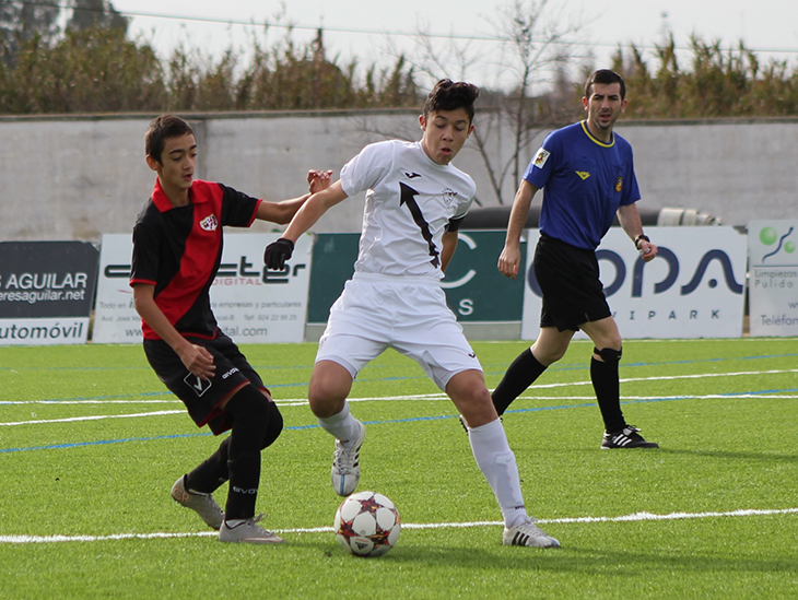 El Real Madrid mira a Extremadura para reforzar su cantera