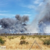 Un incendio en Bótoa amenaza varias viviendas