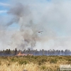 Un incendio en Bótoa amenaza varias viviendas