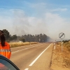 Un incendio en Bótoa amenaza varias viviendas