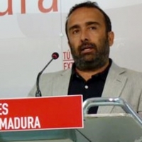 PSOE: “Rajoy se pasea por Extremadura sin conocer sus problemas”