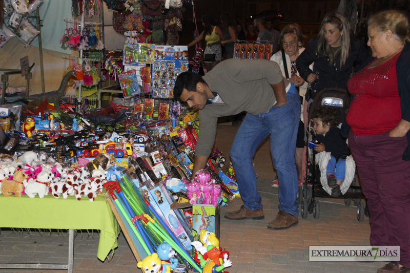 ¿Qué se puede encontrar en los puestos durante la Feria de San Juan?