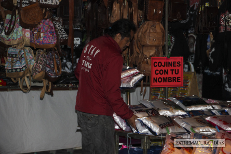 ¿Qué se puede encontrar en los puestos durante la Feria de San Juan?