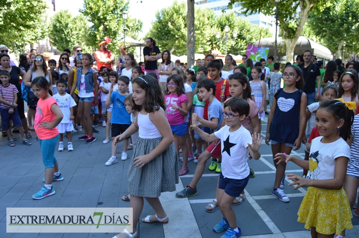 Los juegos tradicionales del Festival Folklórico inundan de diversión San Francisco