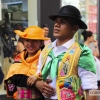 GALERÍA I - Las agrupaciones del Festival Folklórico realizan el tradicional desfile por las calles de Badajoz