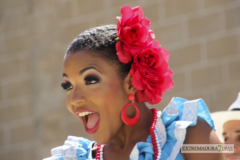 El Ayuntamiento de Badajoz da la bienvenida a las agrupaciones del Festival Folklórico