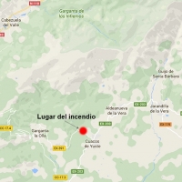 Evacúan a 40 niños de un campamento en La Vera debido a un incendio