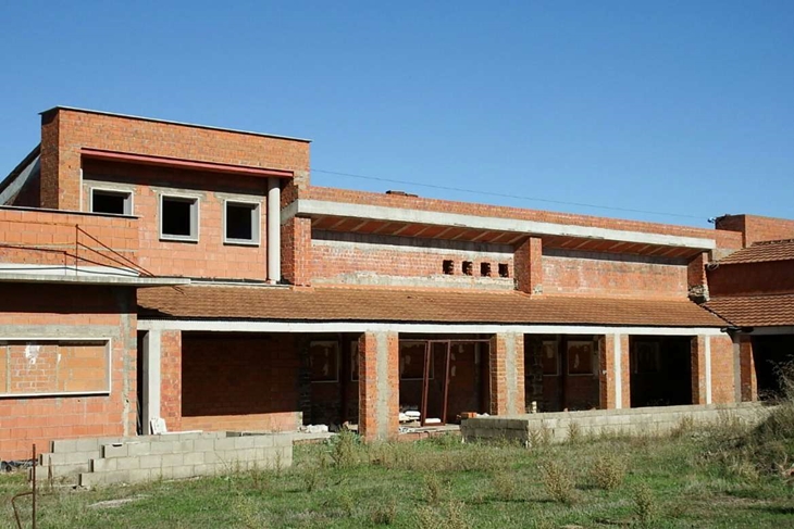 Las obras del nuevo colegio de Santibáñez llevan 6 años paradas