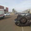 Vuelca un vehículo en un accidente en la Universidad (Badajoz)