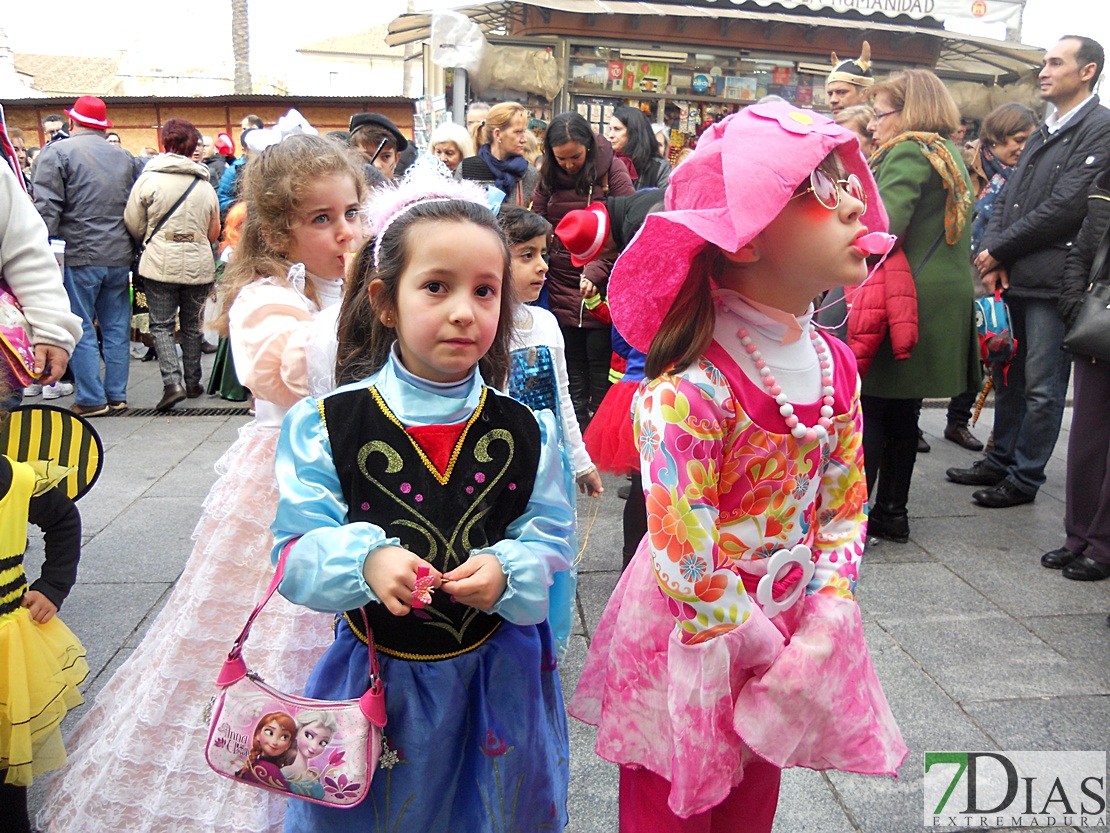 Los más pequeños desfilan por las calles de Mérida