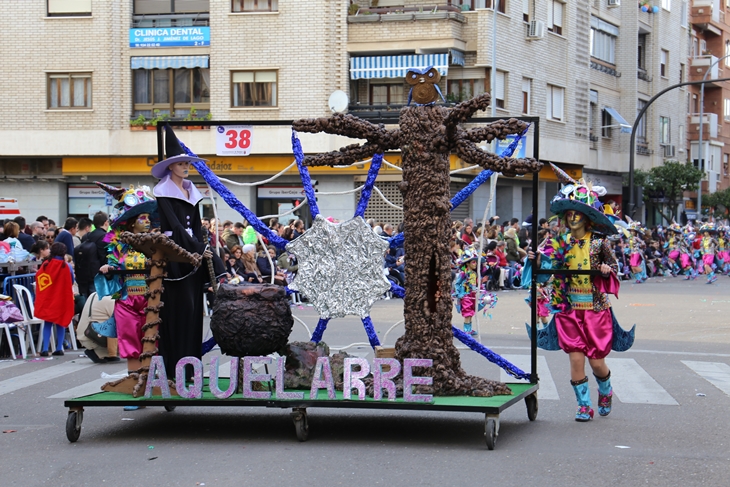 Imágenes del Gran Desfile de Comparsas de Badajoz. Parte 4