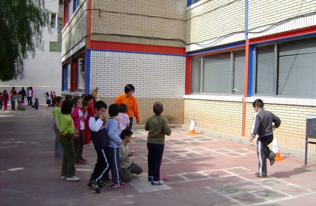 Educación lanza un programa para combatir el acoso escolar