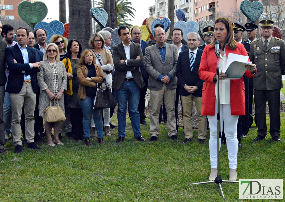 Badajoz homenajea a las víctimas del terrorismo