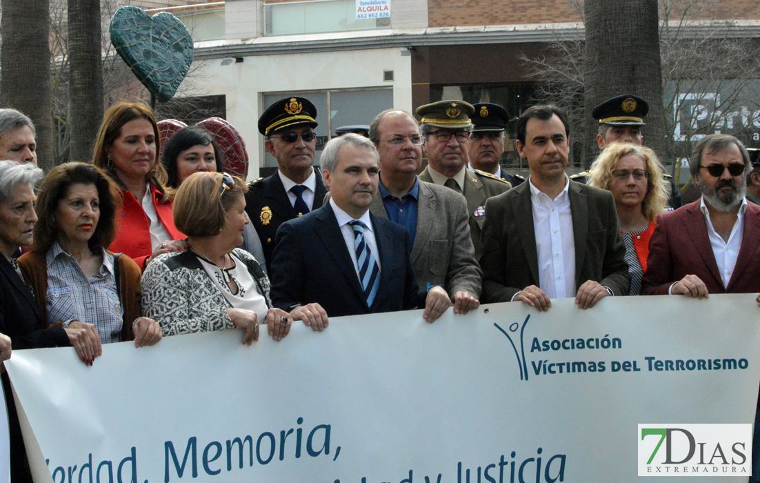 Badajoz homenajea a las víctimas del terrorismo