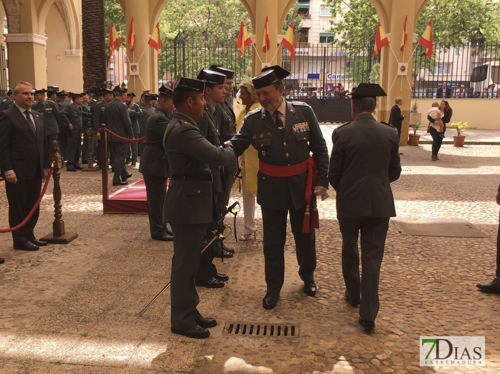 El general de brigada José Antonio Hurtado se despide de la bandera